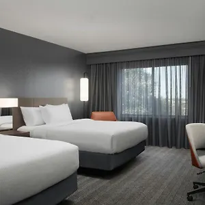 Hotel Courtyard By Marriott ***